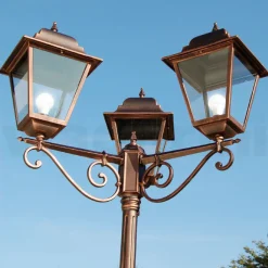 Viadurini Lighting Gartenlampion-296 cm hohe Außenlampe aus Glas und Aluminiumdruckguss - Alchemist