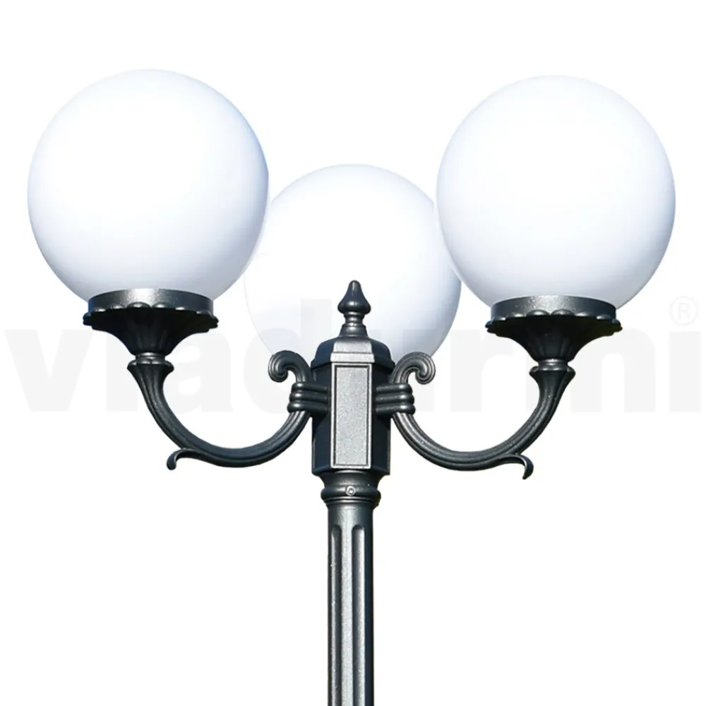 Viadurini Lighting Gartenlampion-242 cm hohe Straßenlaterne aus Acryl und anthrazitfarbenem Aluminium. Hergestellt in Italien - Trovaantracite