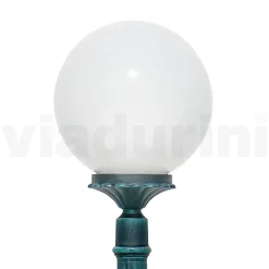 Viadurini Lighting Gartenlampion-172 cm hohe Straßenlaterne aus schwarzem Acryl und Aluminium Made in Italy - Trovanero