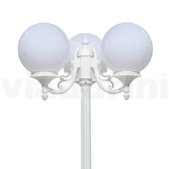 Viadurini Lighting Gartenlampion-200 cm hohe Straßenlaterne aus weißem Acryl und Aluminium, hergestellt in Italien - Trovabianco