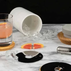 Viadurini Kitchen Küchenzubehör-Aperitif-Zubehör Cocktail-Instrumente aus Marmor, Holz und Stahl - Norman