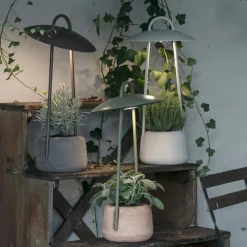 Viadurini Lighting Design Beleuchtung-Außenlampe mit Pflanzgefäß aus Ton, Aluminium und Messing - Cappello