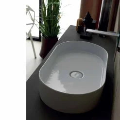 Viadurini Bathroom Farbige Waschbecken-Aufsatzwaschbecken aus Keramik in modernem Design Sun, hergestellt in Italien, 65 x 35 cm