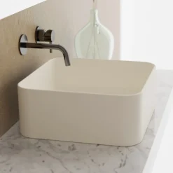 Viadurini Bathroom Keramikwaschbecken-Aufsatzwaschbecken aus Keramik mit Ablaufgarnitur, hergestellt in Italien – Box