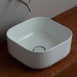 Viadurini Bathroom Farbige Waschbecken-Aufsatzwaschbecken aus Keramik, 37x37 cm, hergestellt in Italien, Star, modernes Design