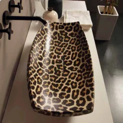 Viadurini Bathroom Farbige Waschbecken-Aufsatzwaschbecken aus Keramik, Gepard, Design made in Italy Laura