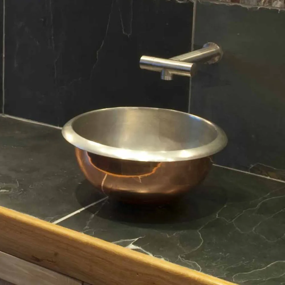 Viadurini Bathroom Kupferwaschbecken-Aufsatzwaschbecken aus Kupfer und weißem Eisen Pure