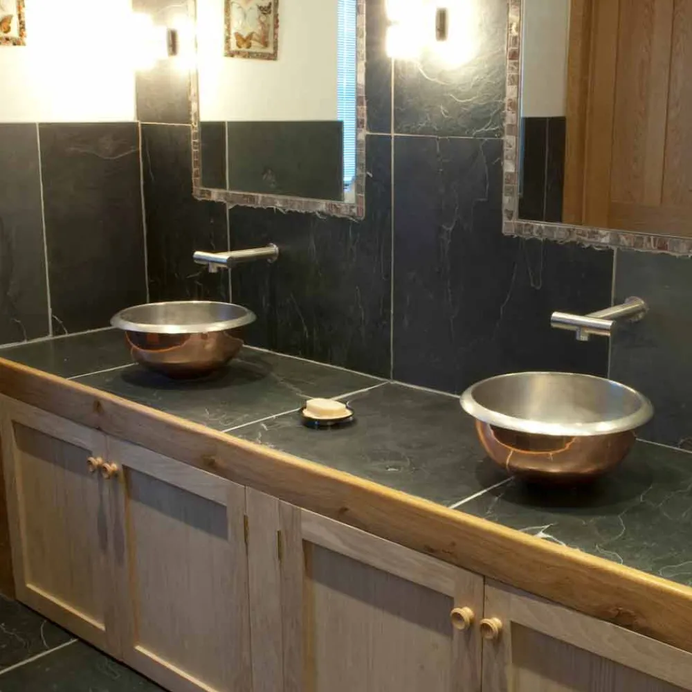 Viadurini Bathroom Kupferwaschbecken-Aufsatzwaschbecken aus Kupfer und weißem Eisen Pure