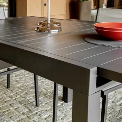 Viadurini in the Garden Gartentische Aus Aluminium|Ausziehbare Gartentische-Ausziehbarer Gartentisch komplett aus Aluminium - Sheet