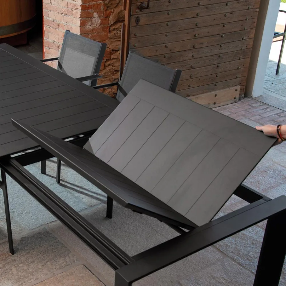 Viadurini in the Garden Gartentische Aus Aluminium|Ausziehbare Gartentische-Ausziehbarer Tisch 240 cm aus Aluminium mit verschiedenen Ausführungen - Notebook