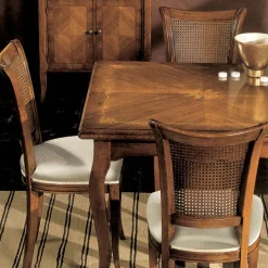 Viadurini Classic Ausziehbare Esstische-Ausziehbarer Tisch auf 200 cm mit 4 Stühlen aus Bassano-Holz, hergestellt in Italien – Bernstein