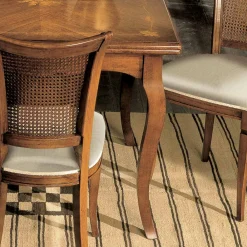 Viadurini Classic Ausziehbare Esstische-Ausziehbarer Tisch auf 200 cm mit 4 Stühlen aus Bassano-Holz, hergestellt in Italien – Bernstein