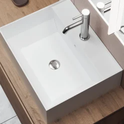 Viadurini Bathroom Badmöbel Hängend-Badezimmerkomposition mit Spiegel mit integrierter Lampe, Waschbecken und Sockel – Dream