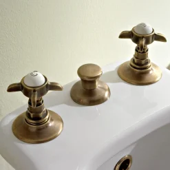 Viadurini Taps Bidetarmaturen-Batterie-Bidet 3 Löcher Interne Lieferung Messing- und Schmetterlingsgriffe - Miriano