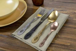 Viadurini Kitchen Besteck Set-Besteckset Farbiger Satinstahl Komplettes 24-teiliges Design - Fantasie