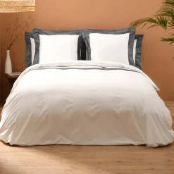 Viadurini Textile Bettbezüge-Bettbezug-Set aus 100 % Baumwolle und 10 % Baumwoll-Satin mit 2 Kissenbezügen – Detail