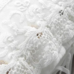 Viadurini Textile Kissenbezüge-Bettwäsche Kissenbezug mit weißer Spitze, Luxus Design Made in Italy - Kiss