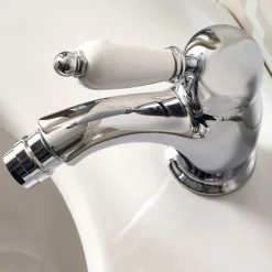 Viadurini Taps Bidetarmaturen-Bidetmischer im klassischen Stil aus handgefertigtem Messing mit Hebel - Noriana