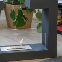 Viadurini Fire Design Bodenkamine Bioethanol-Bioethanol-Bodenkamin aus schwarzem Metall und gehärtetem Glas - Plutanium