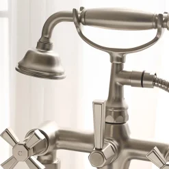 Viadurini Bathroom Badewannearmaturen-Bodenwannengruppe aus Messing Made in Italy, Vintage-Stil - Silvana