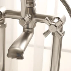 Viadurini Bathroom Badewannearmaturen-Bodenwannengruppe aus Messing Made in Italy, Vintage-Stil - Silvana