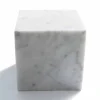 Viadurini Living Deko Artikel Und Wohnaccessoires-Briefbeschwerer im Würfel-Design aus satinweißem Carrara-Marmor Made in Italy - Qubo