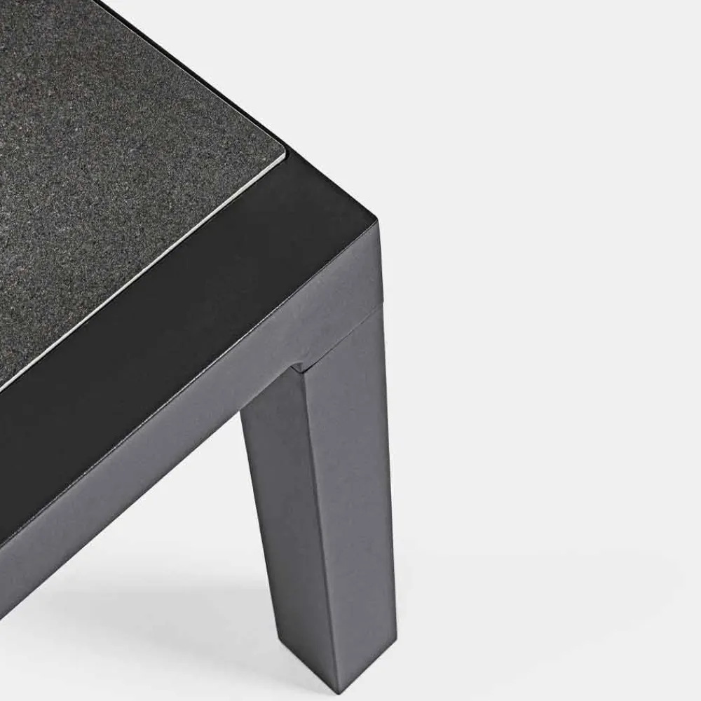 Viadurini in the Garden Garten Beistelltisch-Couchtisch im Freien mit Aluminiumbasis und Keramikplatte - Maino