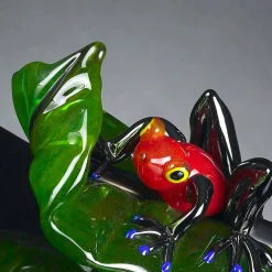 Viadurini Living Deko Artikel Und Wohnaccessoires-Dekorative Statue in Form eines Frosches auf einem Blatt aus Glas Made in Italy - Leaf