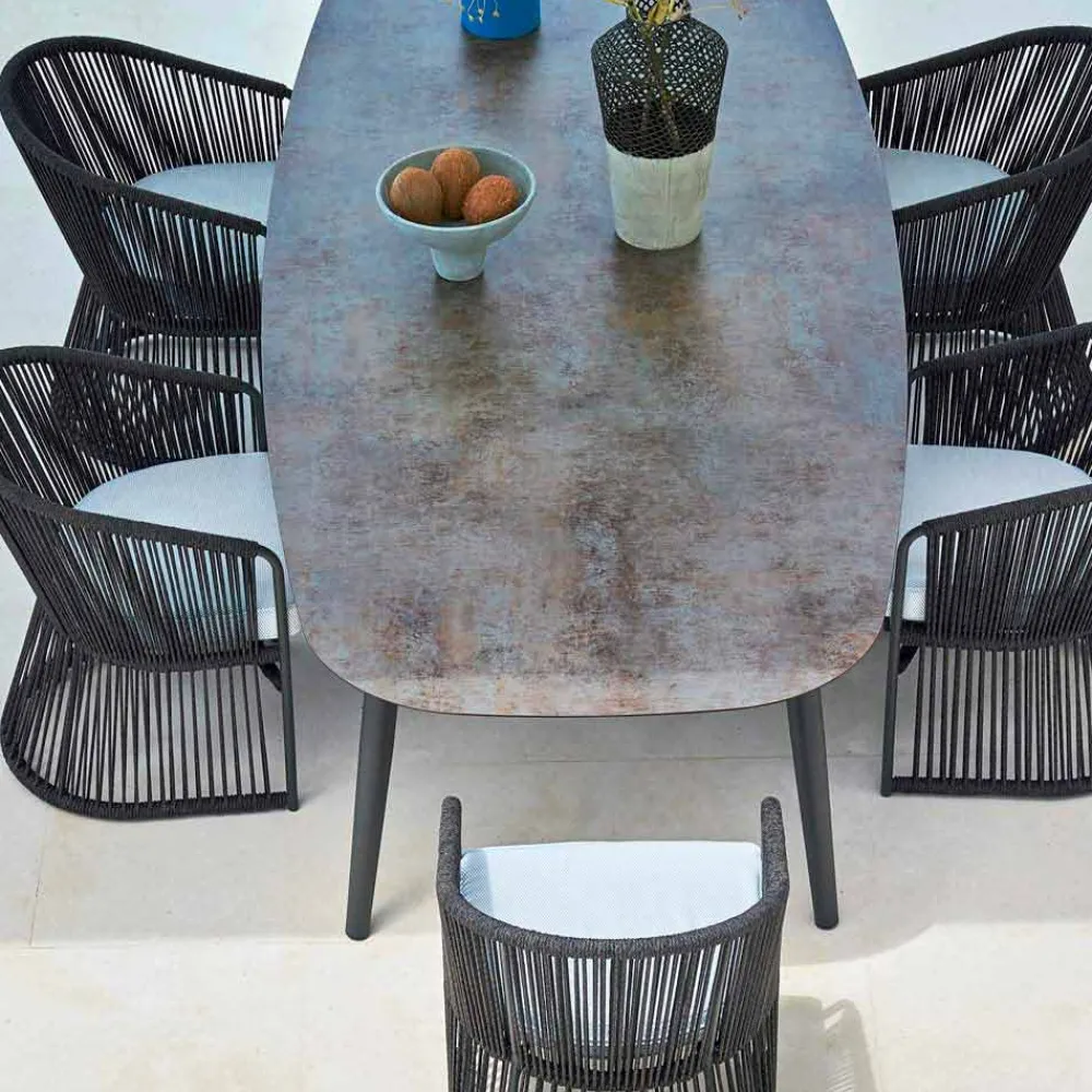 Varaschin Gartentische Fest-Design Gartentisch aus farbigem Aluminium Ellisse