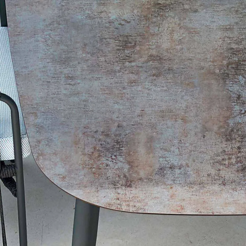 Varaschin Gartentische Fest-Design Gartentisch aus farbigem Aluminium Ellisse