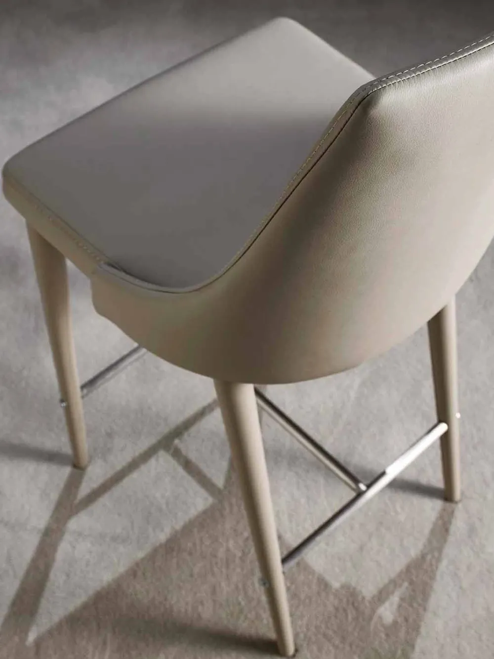 Viadurini Living Barhocker-Design Hocker mit hoher Rückenlehne aus Kunstleder - Berenice