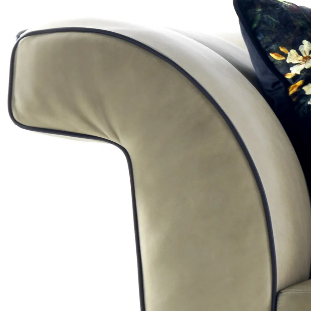 Grilli Moderne Sofas-Design 3-Sitzer Polstersofa Shell in Italien handgefertigt