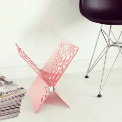 Mabele Zeitungsständer-Design Zeitschriftenständer Rotokalko von , handgefertigt in Italien