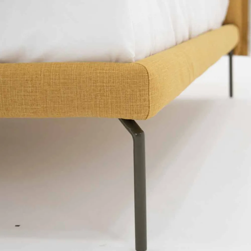 Viadurini Night Design Maßgeschneiderte Möbel|Polsterbetten-Doppelbett aus Stoff mit Metallfüßen Made in Italy - Glorio