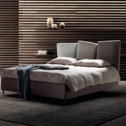 Viadurini Night Design Polsterbetten-Doppelbett 160x190 mit 3 asymmetrischen schrägen Paneelen - Margen