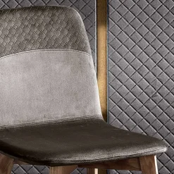 Viadurini Living Moderne Stühle-Eleganter Stuhl mit modernem Design aus farbigem Samt und Holz - Bizet