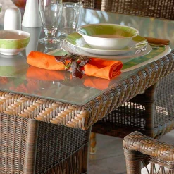 Viadurini in the Garden Gartentische Fest-Esstisch Outdoor aus Polyethylen handgeflochten Chad