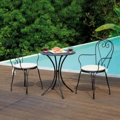 Viadurini in the Garden Gartenstühle Metall-Gartenstuhl aus schwarz lackiertem Eisen mit stapelbarer Struktur - Nacim