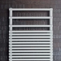 Viadurini Radiators Hybrid Heizkörper-Gemischter Handtuchwärmer mit Struktur aus Kohlenstoffstahl, hergestellt in Italien – Creme