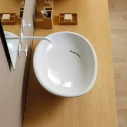 Viadurini Bathroom Keramikwaschbecken-Geneigtes Aufsatzwaschbecken, Design, Keramik made in Italy Glossy