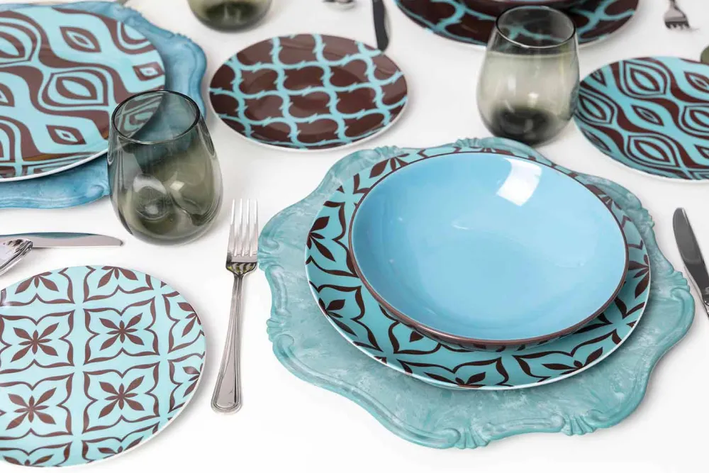 Viadurini Kitchen Teller Set-Geschirrset Porzellan Farbiges Porzellan Modern 18 Pieces - Timesquare