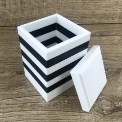 Viadurini Kitchen Küchenzubehör-Gewürzbehälter mit italienischer hochwertiger Corian-Kappe - Spicy