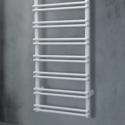 Viadurini Radiators Handtuchheizkörper Elektrisch-Handtuchwärmer mit elektrischem System aus Kohlenstoffstahl – Praline