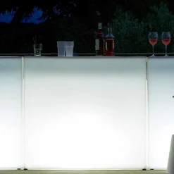 SLIDE Gartenideen|Bartheke Für Zuhause-Helle Bartheke im modernen Design Break Line