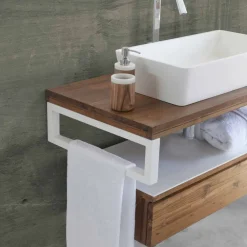 Viadurini Bathroom Badmöbel Hängend-Hängender Badezimmerschrank aus Teakholz mit Handtuchhalter in Hi Macs® Weiß - Saverno