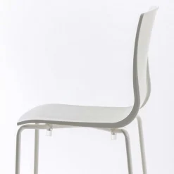 Viadurini Living Küchenhocker-Hoch stapelbarer Polypropylen-Hocker mit Metallbasis, 2 Stück - Kiara