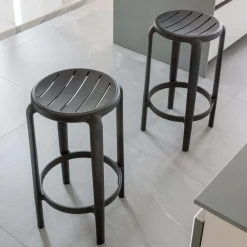 Viadurini Living Küchenhocker-Hocker aus glasfaserverstärktem Polypropylen in verschiedenen Farben - Neev