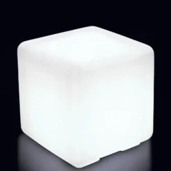 Viadurini in the Garden Gartenideen-Hocker Garten-Couchtisch aus farbigem Polyethylen Made in Italy - Colores