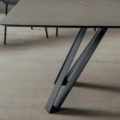 Viadurini Living Esstische-Hpl Küchentisch mit anthrazitfarbenem Metallfuß Made in Italy - Aresto