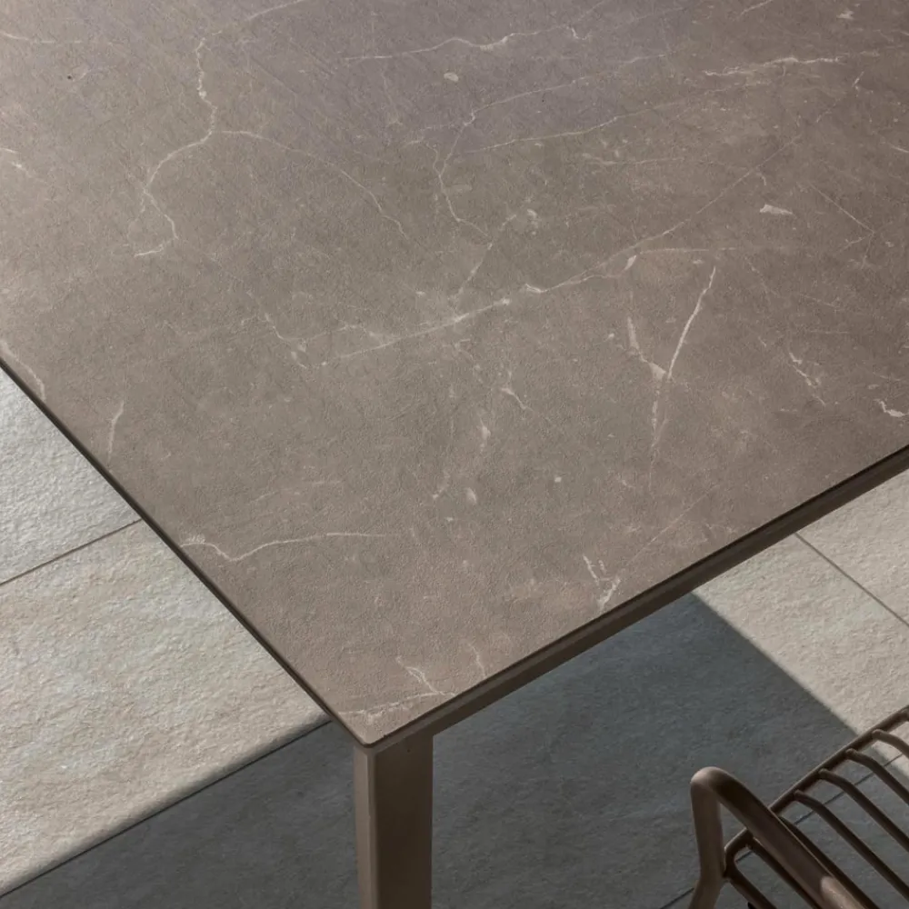 Viadurini in the Garden Gartentische Fest-HPL-Gartentisch mit Aluminiumstruktur Made in Italy - Carl